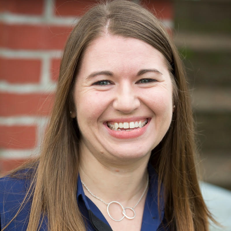 Headshot of Abby Kahl BA'05