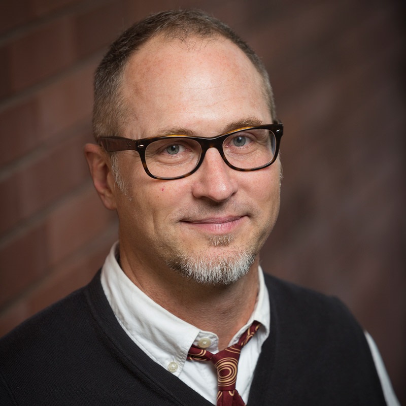 Headshot of Eric Lassahn P'28